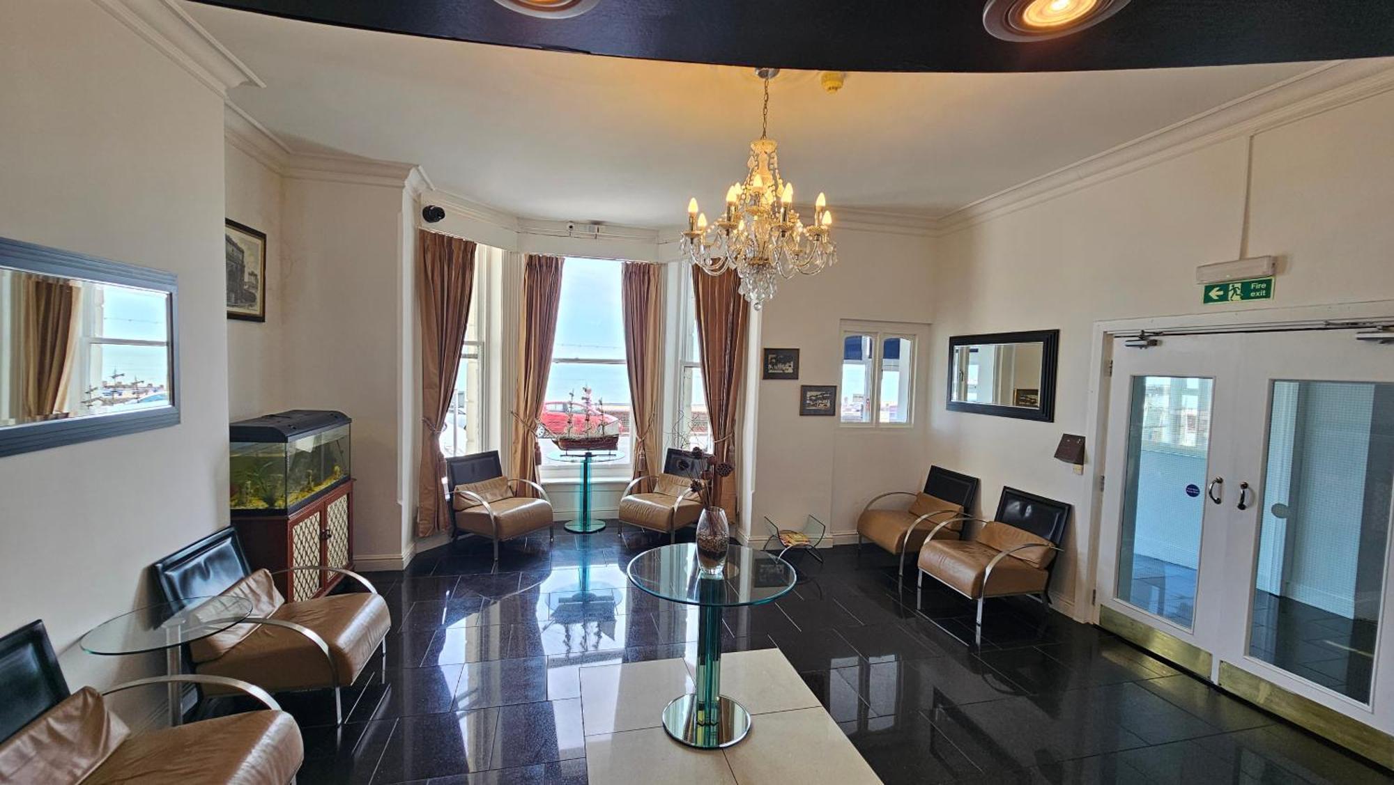 The Strand Hotel WTA-toernooi van WTA-toernooi van Eastbourne Buitenkant foto