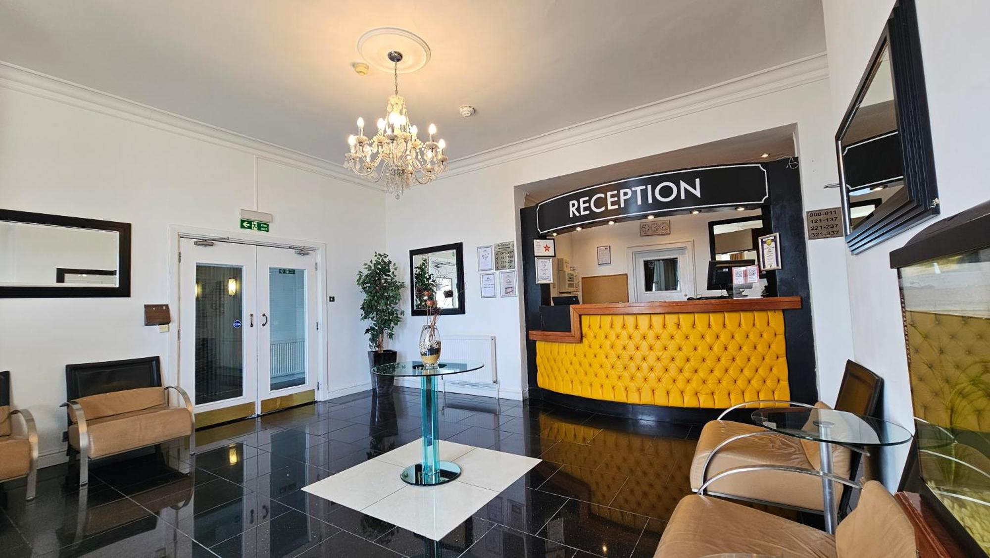 The Strand Hotel WTA-toernooi van WTA-toernooi van Eastbourne Buitenkant foto